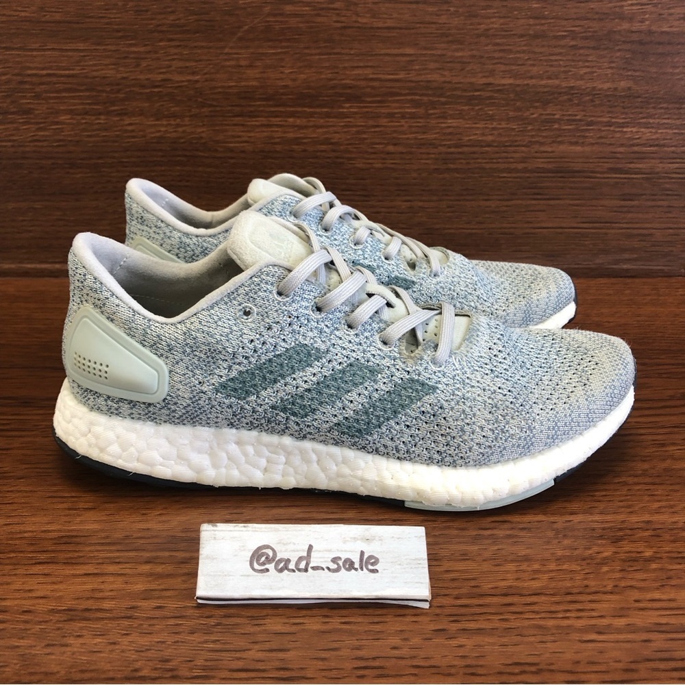 Adidas BOOST Women’s Sneakers Size 6.5